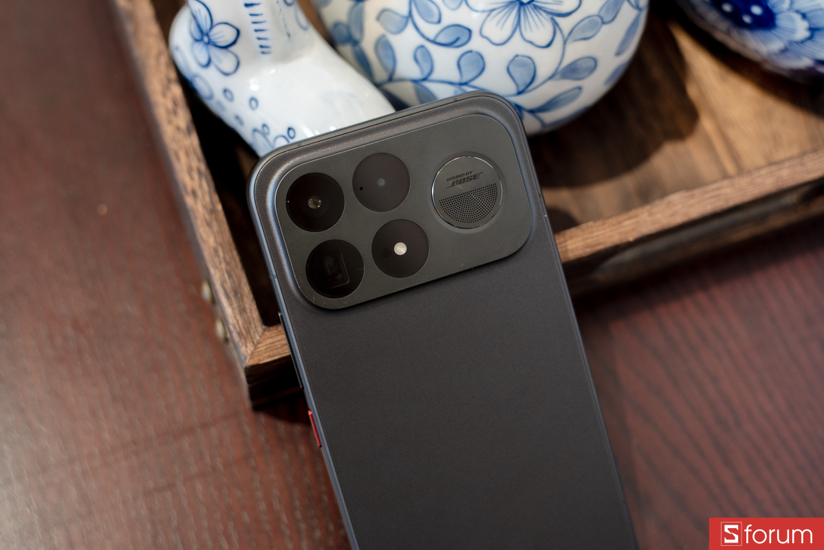 Đánh giá Xiaomi POCO F9 Ultra về thiết kế camera