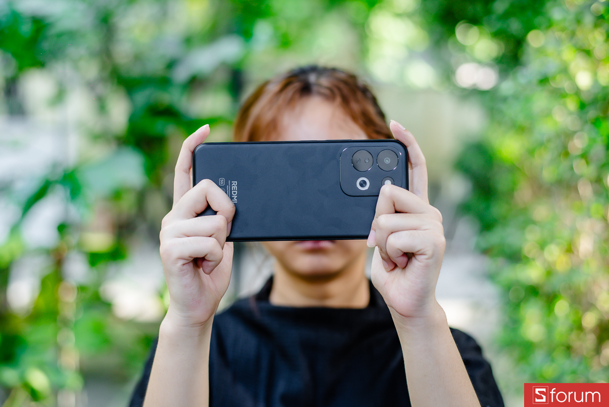 Đánh giá Redmi 17 5G về thiết kế: Đơn giản nhưng máy hơi nặng