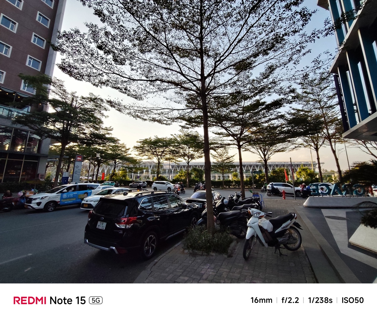 Camera góc siêu rộng trên Xiaomi Redmi Note 15 5G