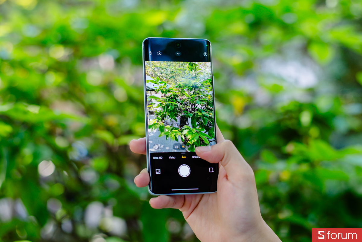 Camera 50MP đủ dùng nhưng vẫn có điểm trừ