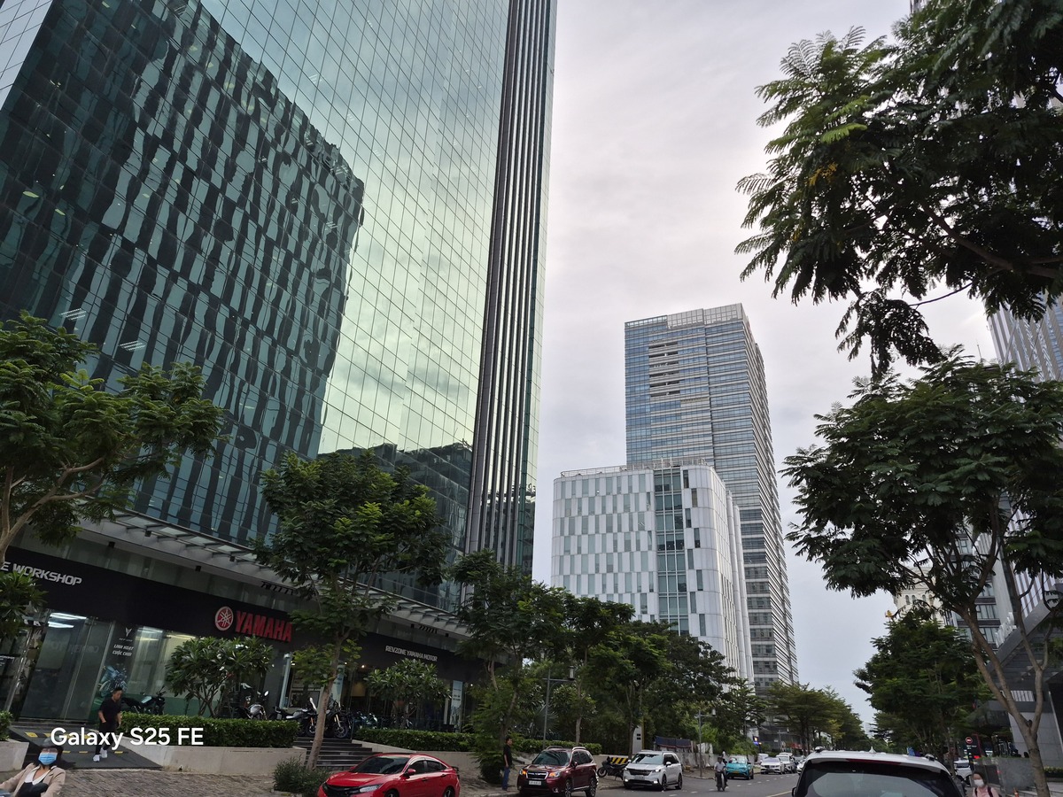 Đánh giá Camera chính của Samsung Galaxy S25 FE