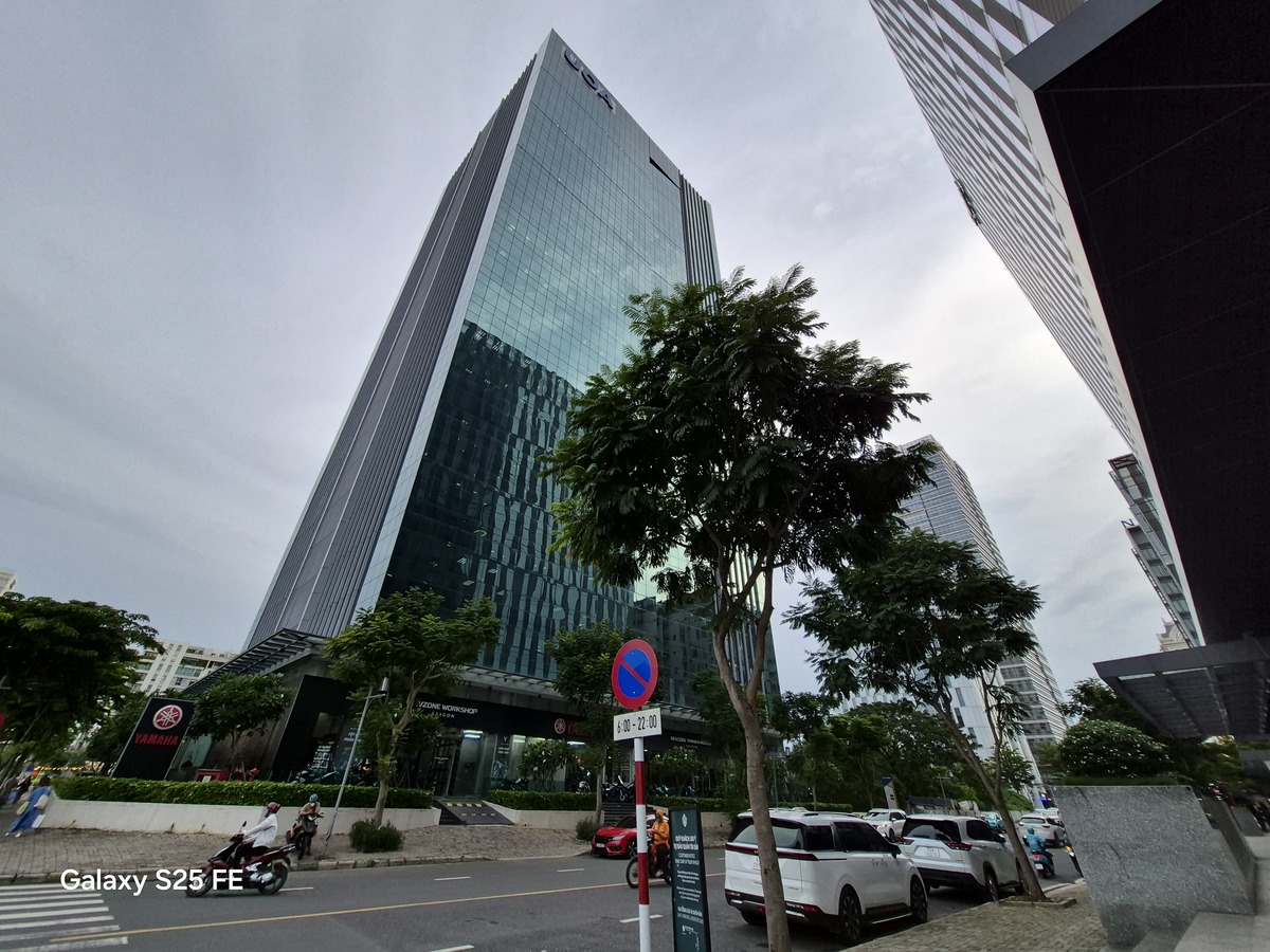 Đánh giá camera góc siêu rộng của Samsung Galaxy S25 FE