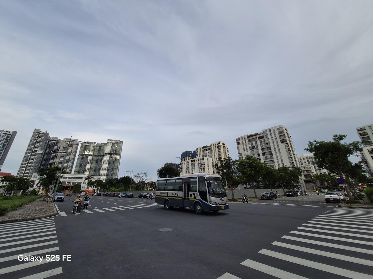 Đánh giá camera góc siêu rộng của Samsung Galaxy S25 FE