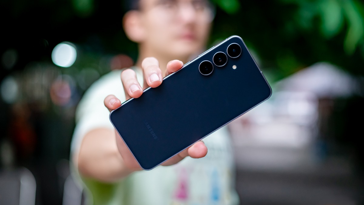 Đánh giá camera Samsung Galaxy S25 FE: Phần cứng giữ nguyên, nâng cấp phần mềm liệu có đáng?