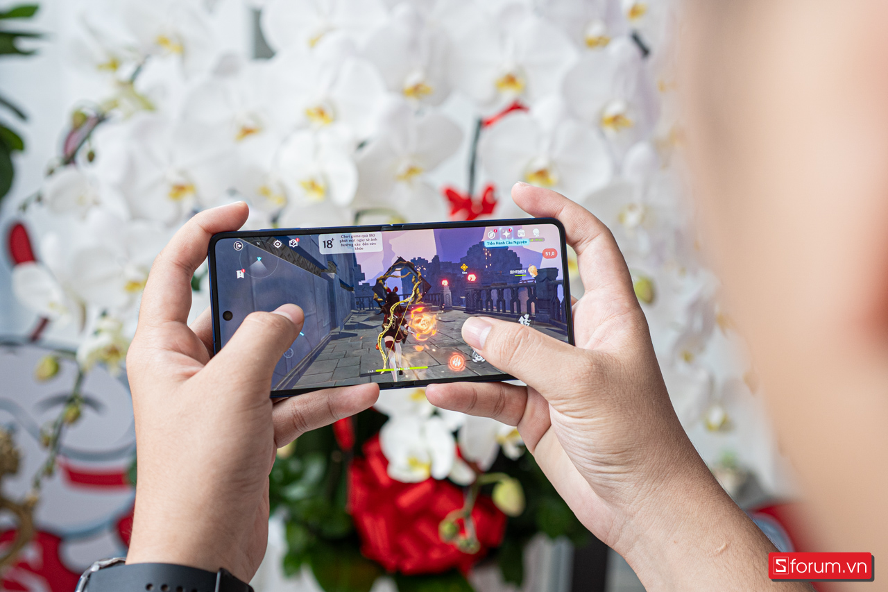 Qua đánh giá hiệu năng Samsung Galaxy Z Flip7, có thể thấy đây là chiếc điện thoại gập này mang đến hiệu năng rất ấn tượng