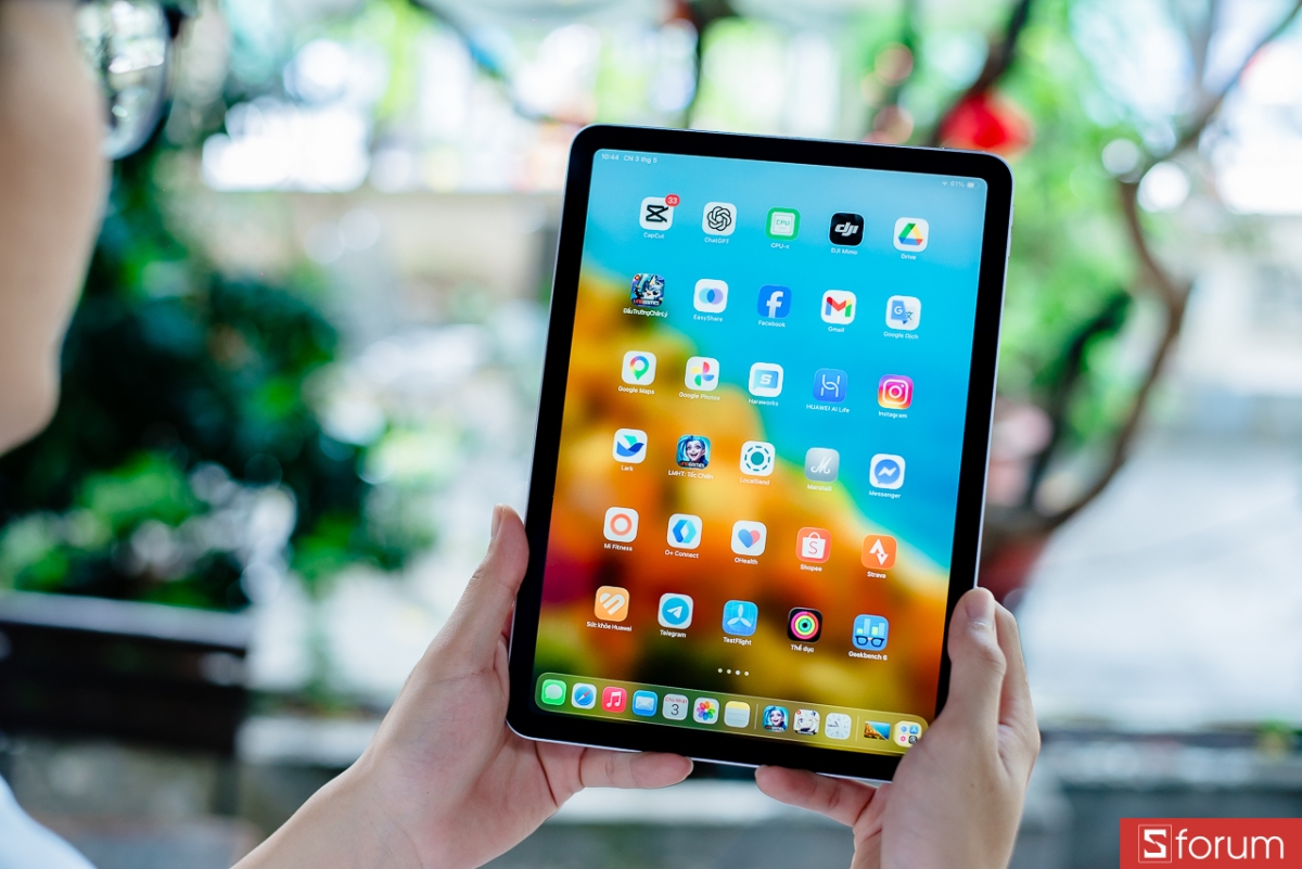 iPadOS 26 mượt mà nhưng chưa thể thay thế laptop