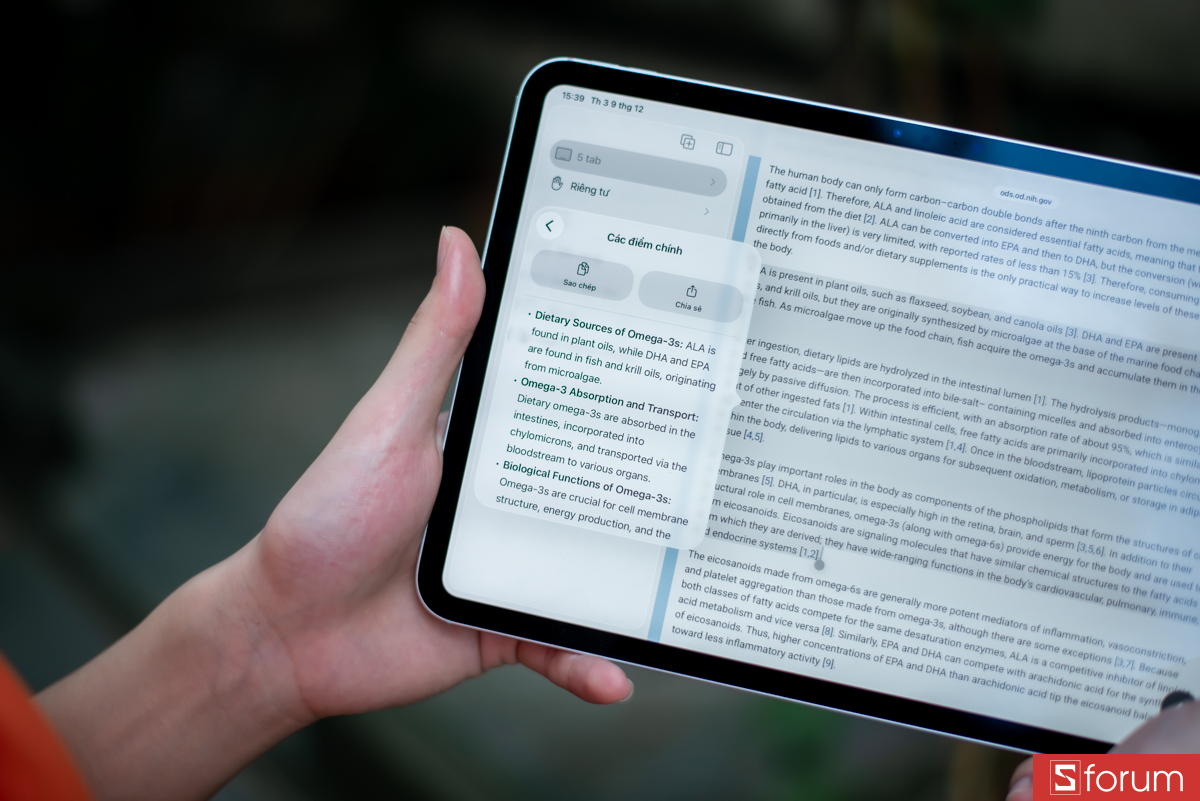 Apple Intelligence cũng đã thông minh hơn và hỗ trợ tiếng Việt