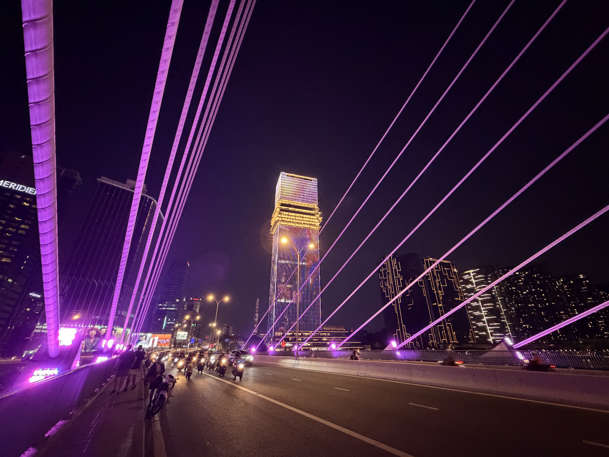 Chất lượng ảnh chụp ban đêm trên iPhone 17 Pro Max