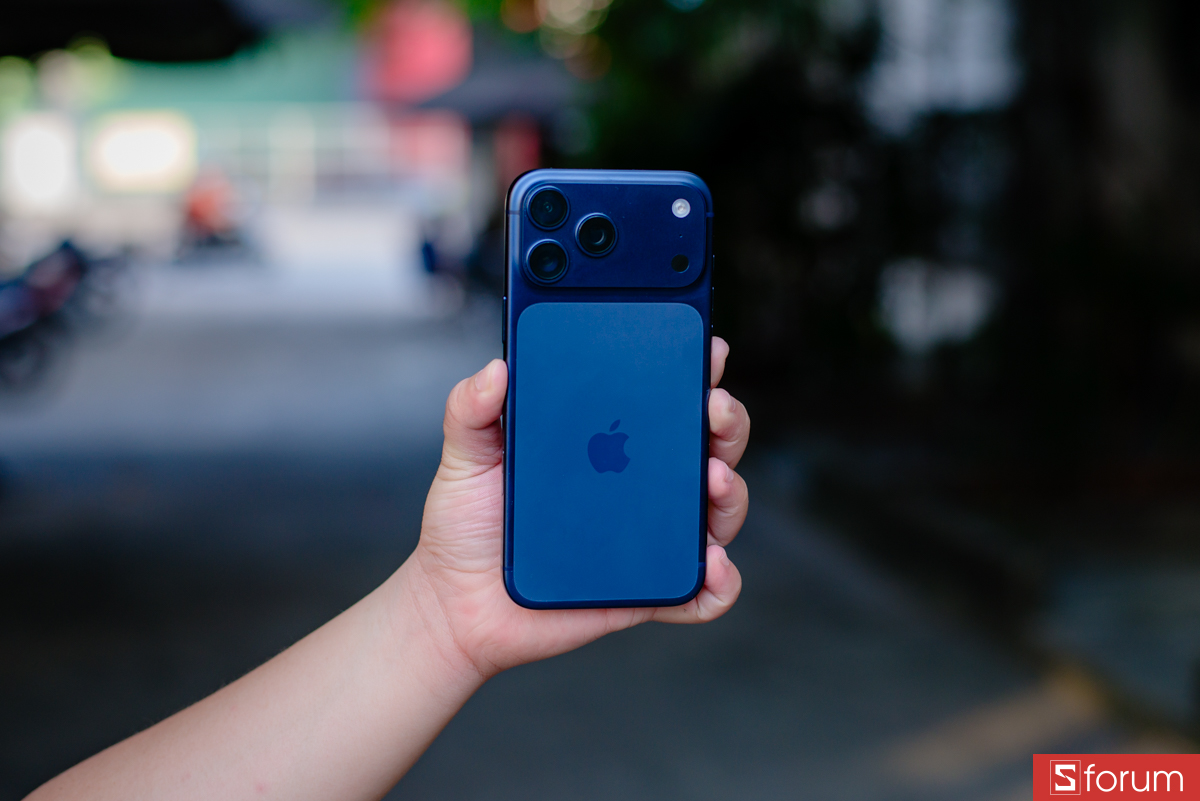 ánh giá iPhone 17 Pro Max sau 3 tháng về thiết kế