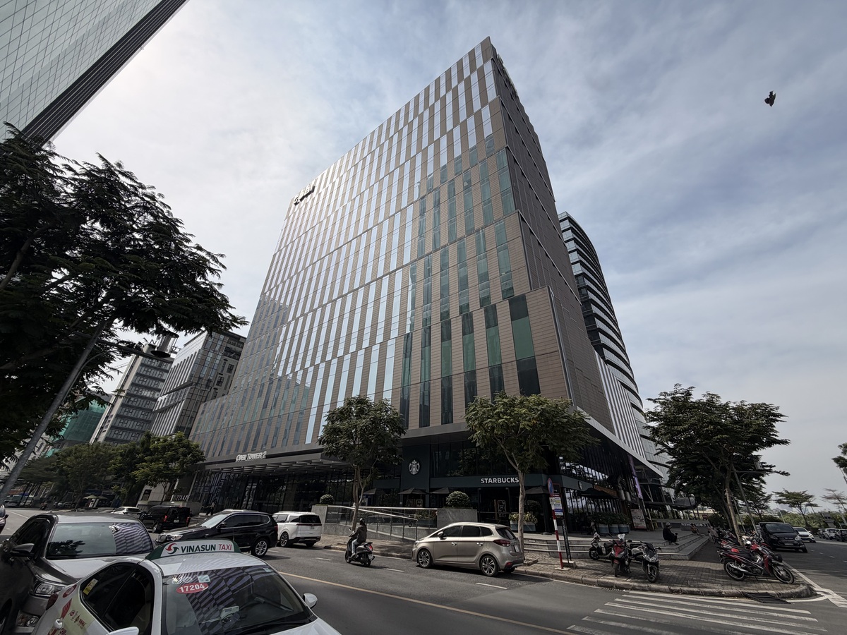 Camera góc siêu rộng có chất lượng giảm rõ rệt so với camera chính