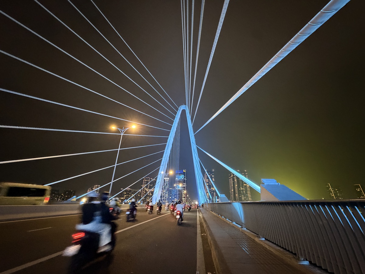 Camera góc siêu rộng có chất lượng giảm rõ rệt so với camera chính