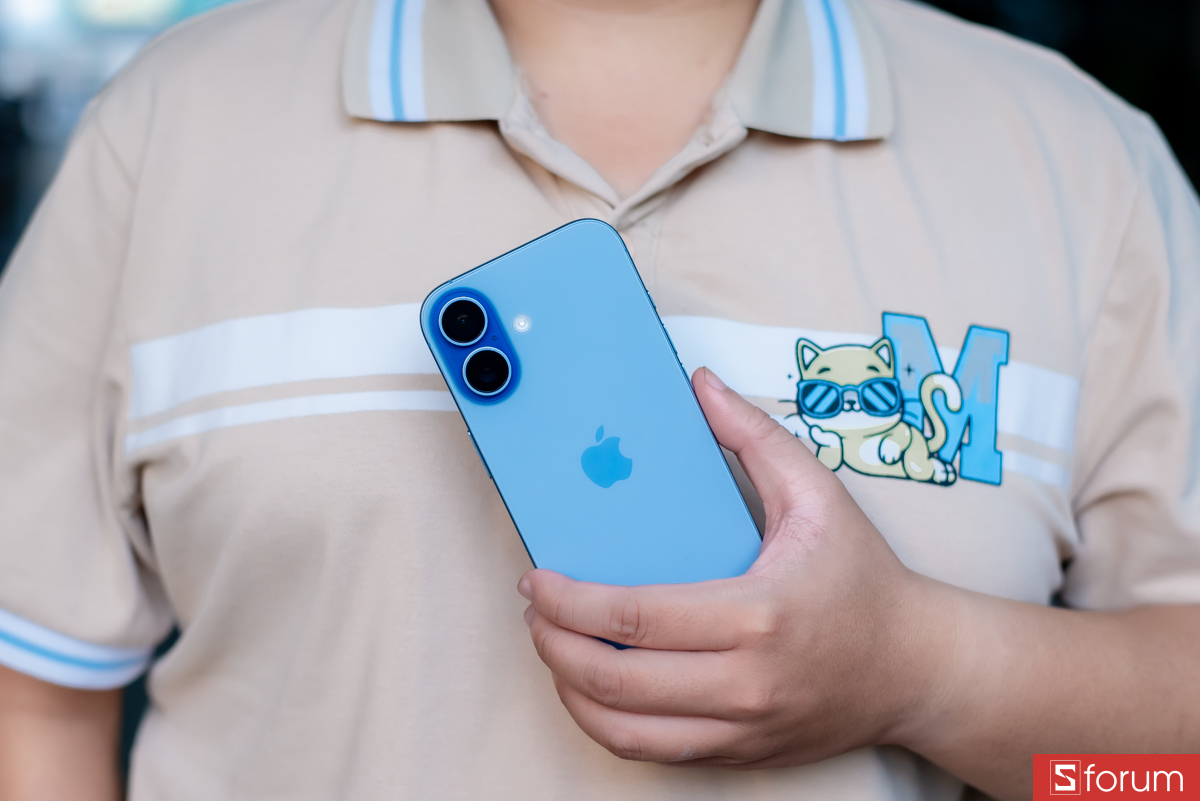 Đánh giá iPhone 17 sau 3 tháng, máy ít có vết xước nào đáng kể