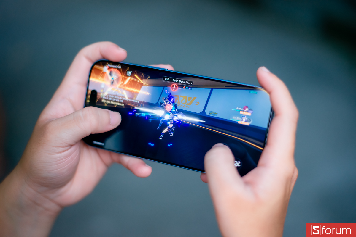 Đánh giá iPhone 17 sau 3 tháng, chơi game trên iPhone 17 cực kỳ mượt mà