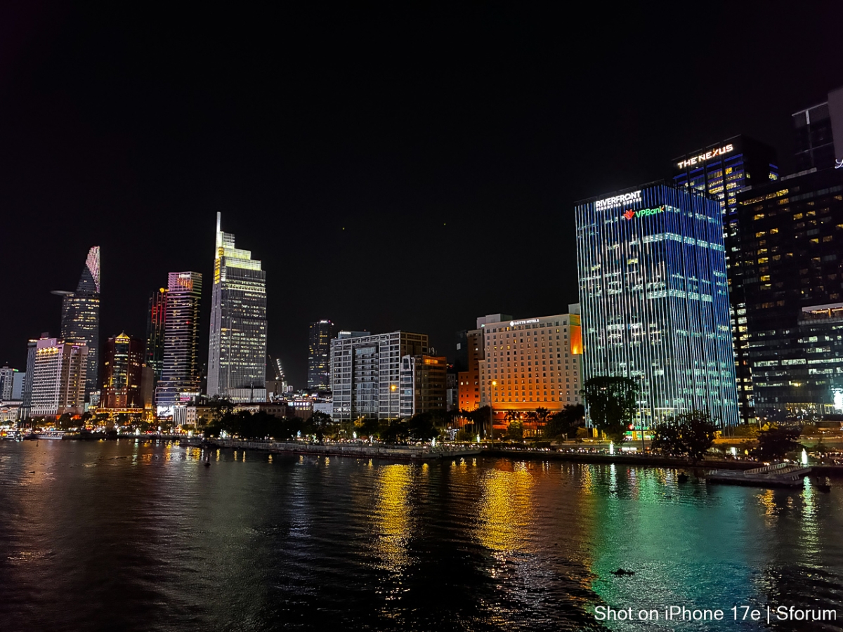 Đánh giá iPhone 17e về camera chính trong điều kiện thiếu sáng