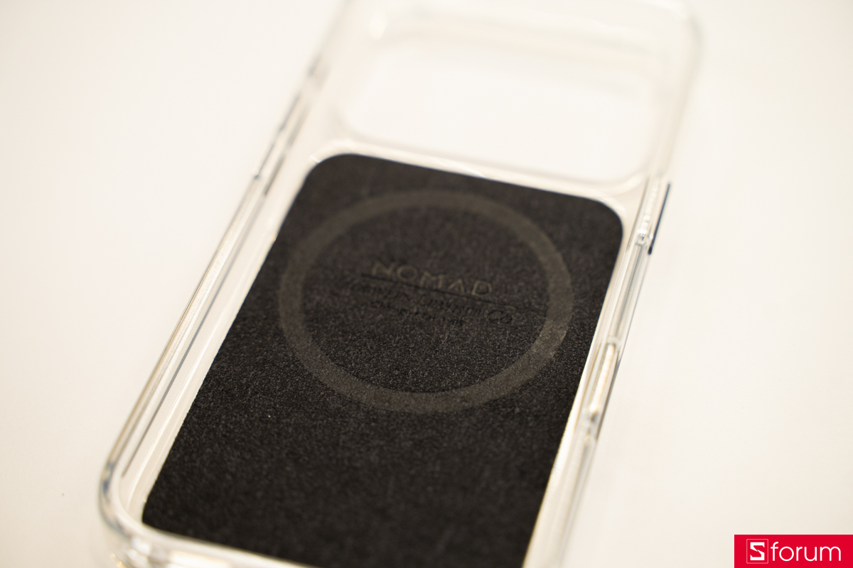 Ốp lưng iPhone 18 Pro Max Nomad Clear Leather Horween Rustic Brown