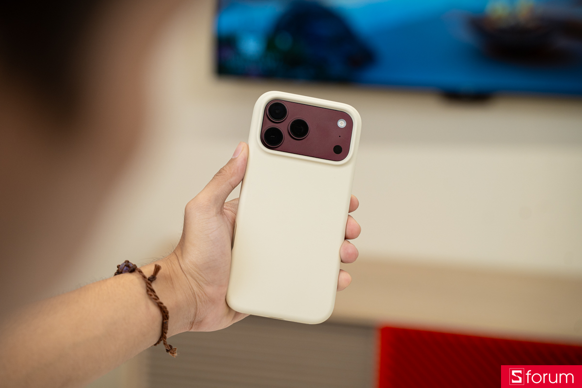 Ốp lưng iPhone 18 Pro Max Cooyee Liquid Silicone With MagSafe