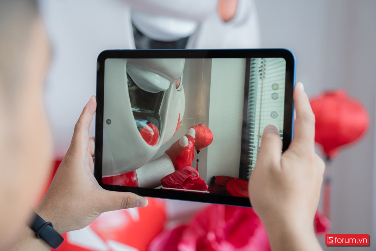 iPad Gen 11 cũng được trang bị camera sau 12MP
