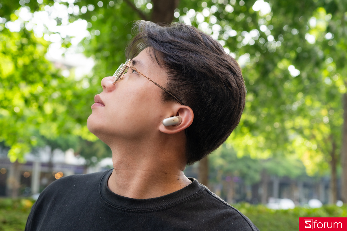 Trên tay Anker Liberty 5 Pro Max: Tai nghe Anker Liberty 5 Pro Max dùng thiết kế in-ear dạng thân ngắn
