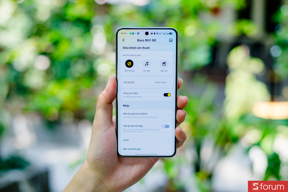 Tai nghe cũng được hỗ trợ bởi ứng dụng Baseus trên cả iOS và Android