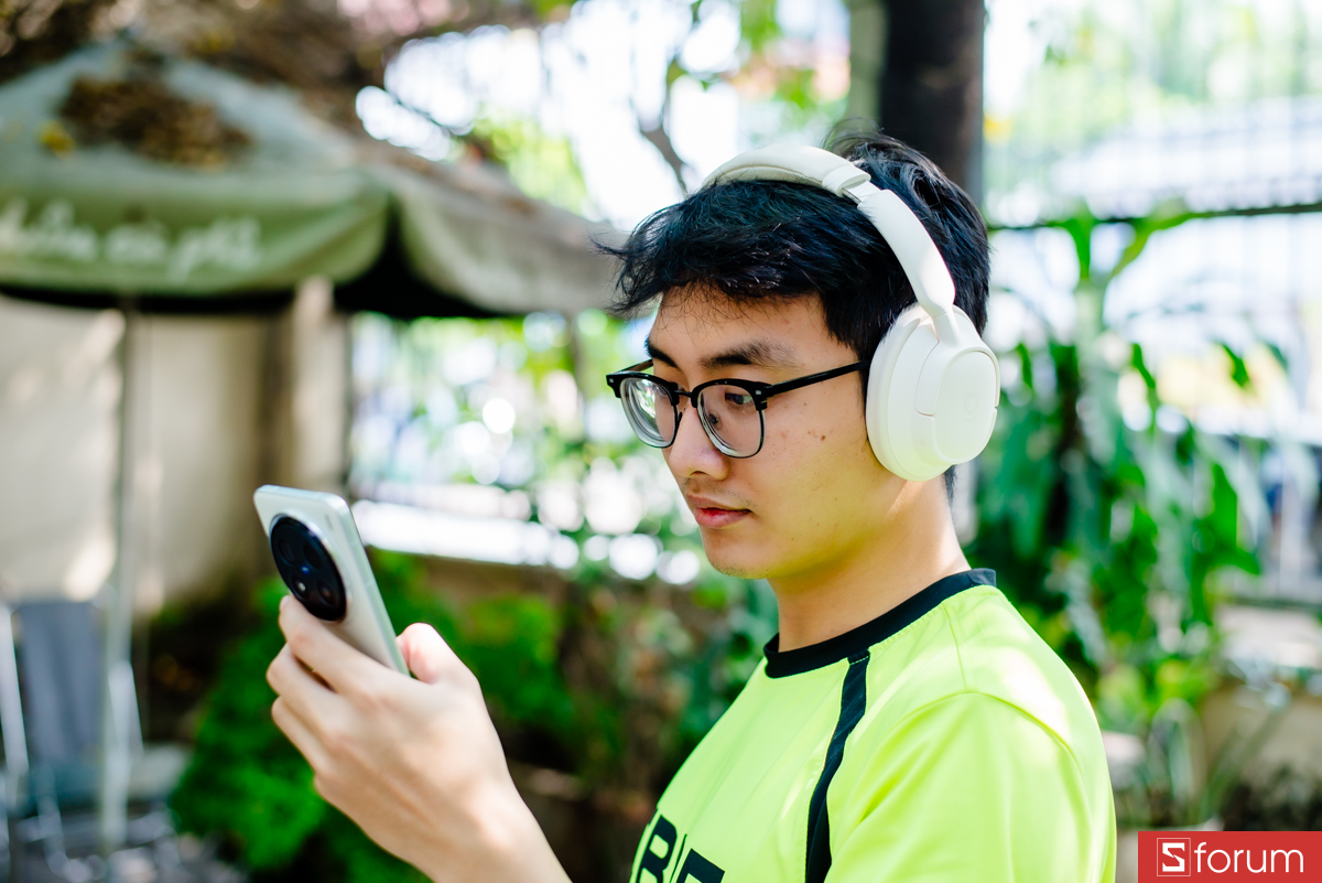 Theo đánh giá của mình thì khả năng chống ồn của BH1 NC ở mức khá tốt