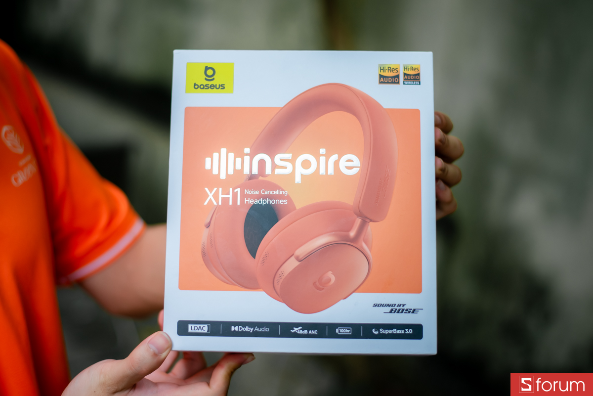 Cảm giác đầu tiên khi mình trên tay Baseus Inspire XH1 là phần đóng gói khá chỉn chu