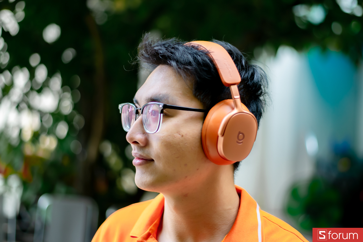 Baseus Inspire XH1 được trang bị hệ thống 5 micro kết hợp với công nghệ AI