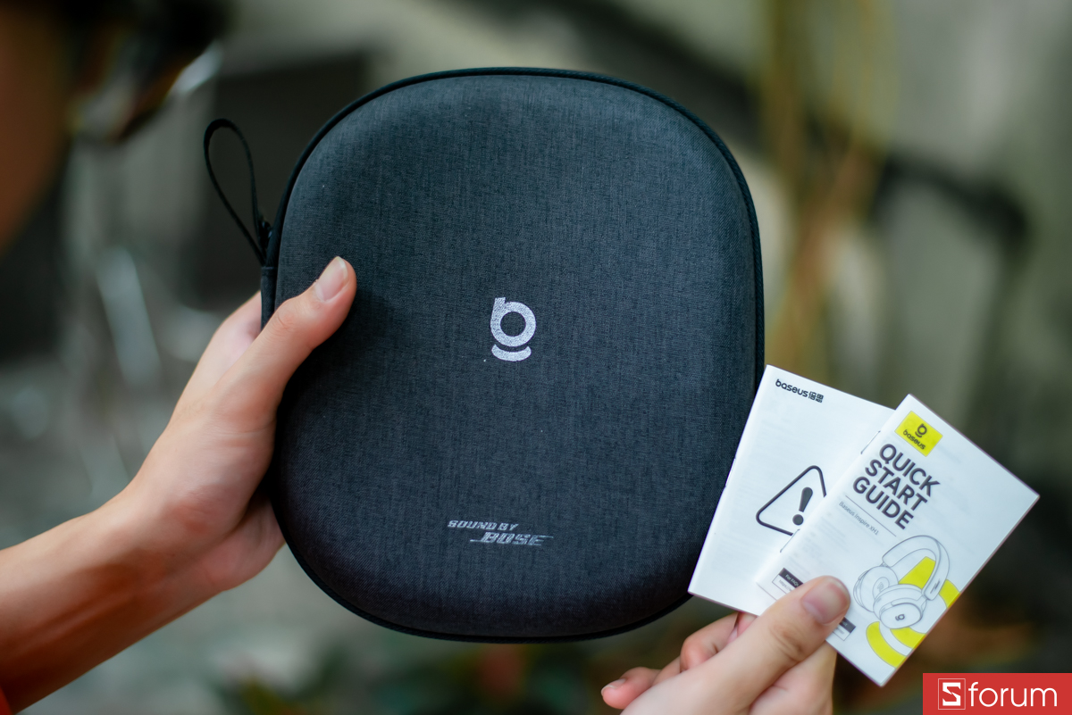 Trên tay Baseus Inspire XH1, sản phẩm đi kèm nhiều phụ kiện tiện lợi