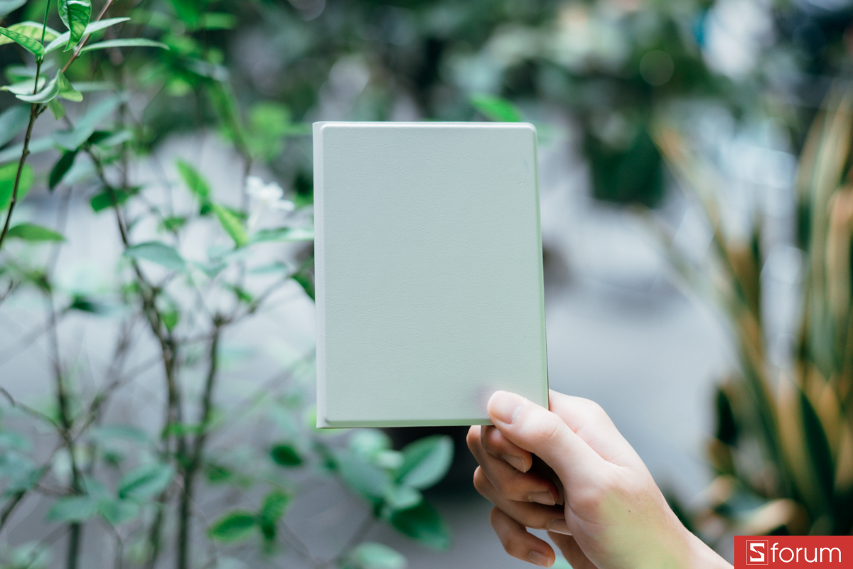 Boox còn tặng cho người dùng một chiếc bao da nam châm