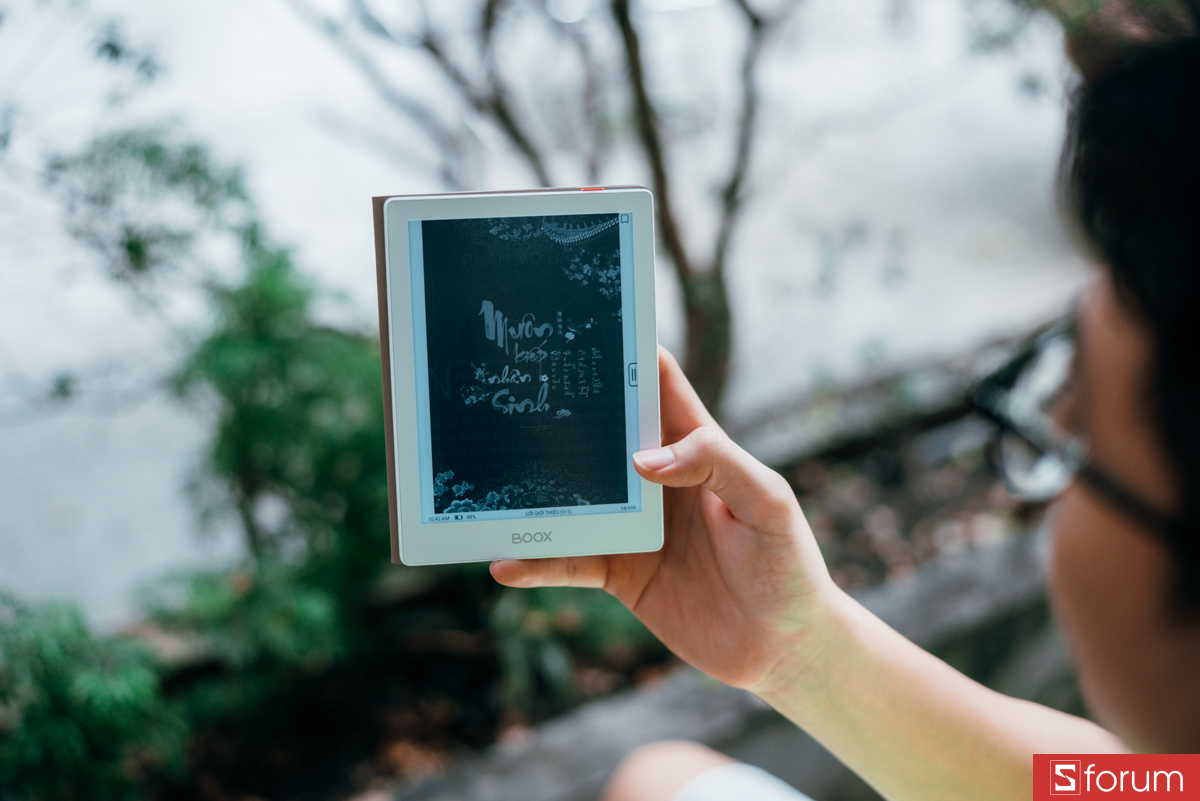 Màn hình Carta 1300 có độ phân giải 1448 x 1072 pixels với mật độ điểm ảnh 300 PPI