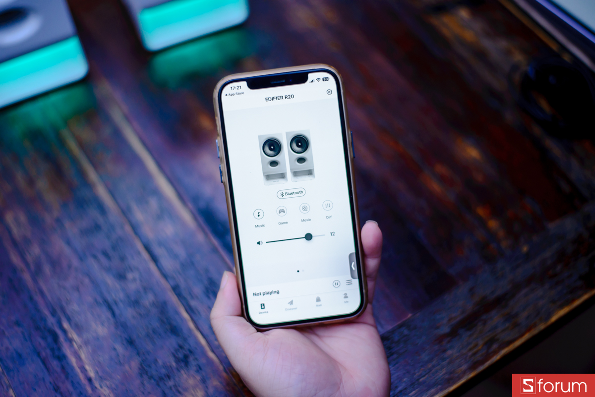 Trên tay Edifier R20, loa có khả năng tương thích với ứng dụng Edifier Connect trên điện thoại