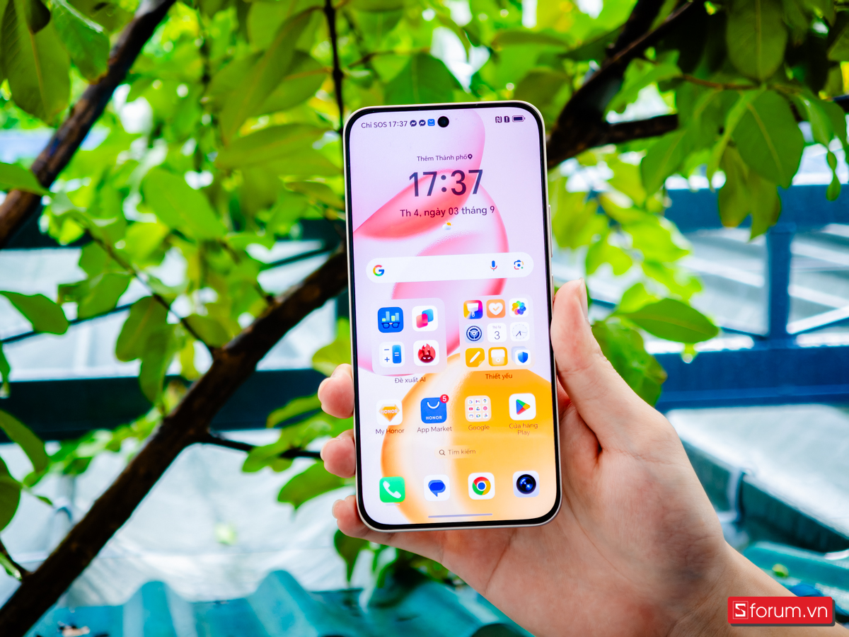 So sánh HONOR 400 vs Samsung Galaxy S25 FE về màn hình