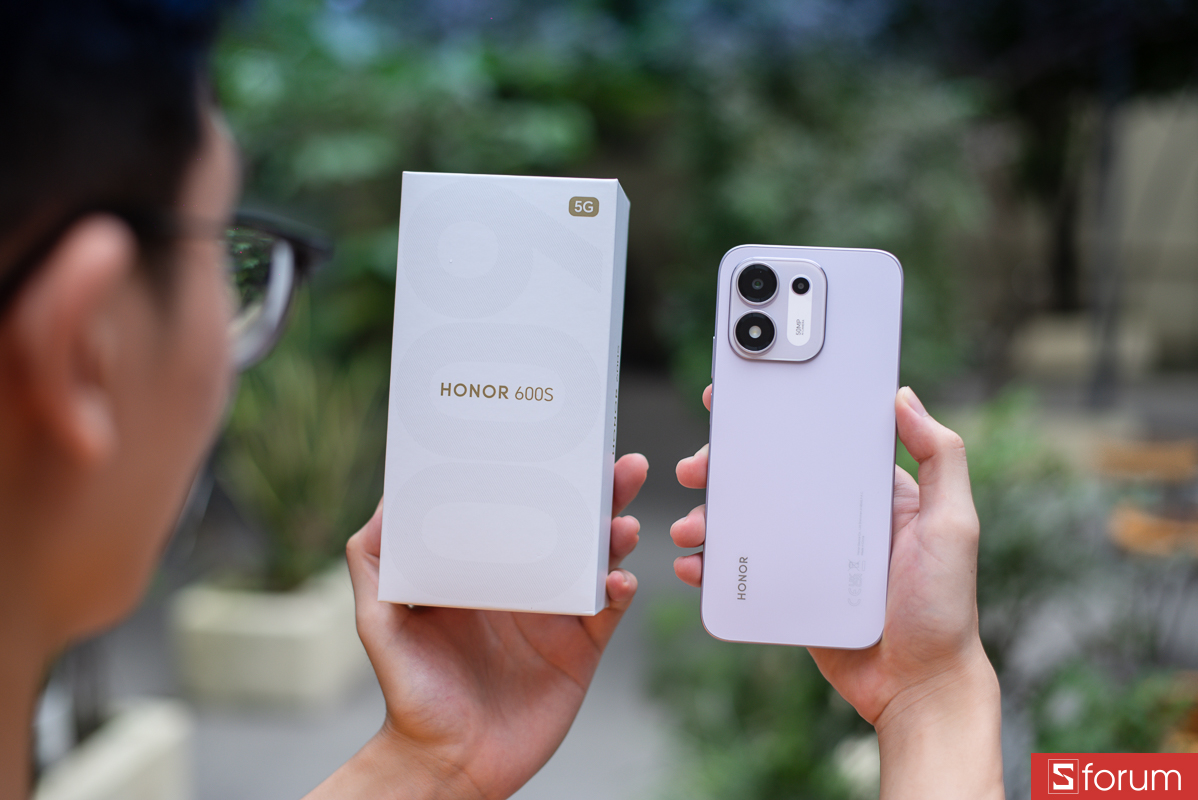 Trên tay HONOR 600S và mở hộp