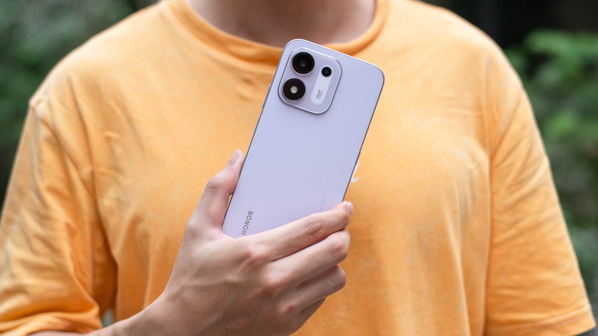 Trên tay HONOR 600S 5G: Thiết kế siêu bền, kháng nước IP69K, pin 8100mAh, giá 9.49 triệu đồng
