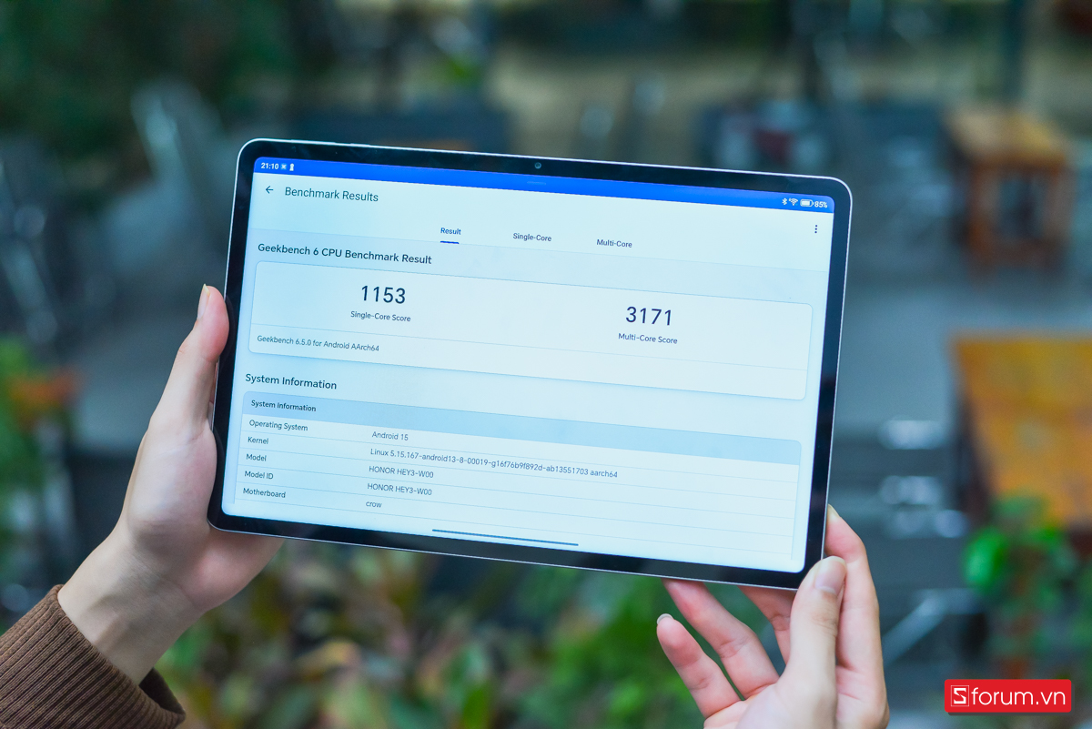 Trên Geekbench 6, máy đạt 1153 điểm Single-Core và 3171 điểm Multi-Core