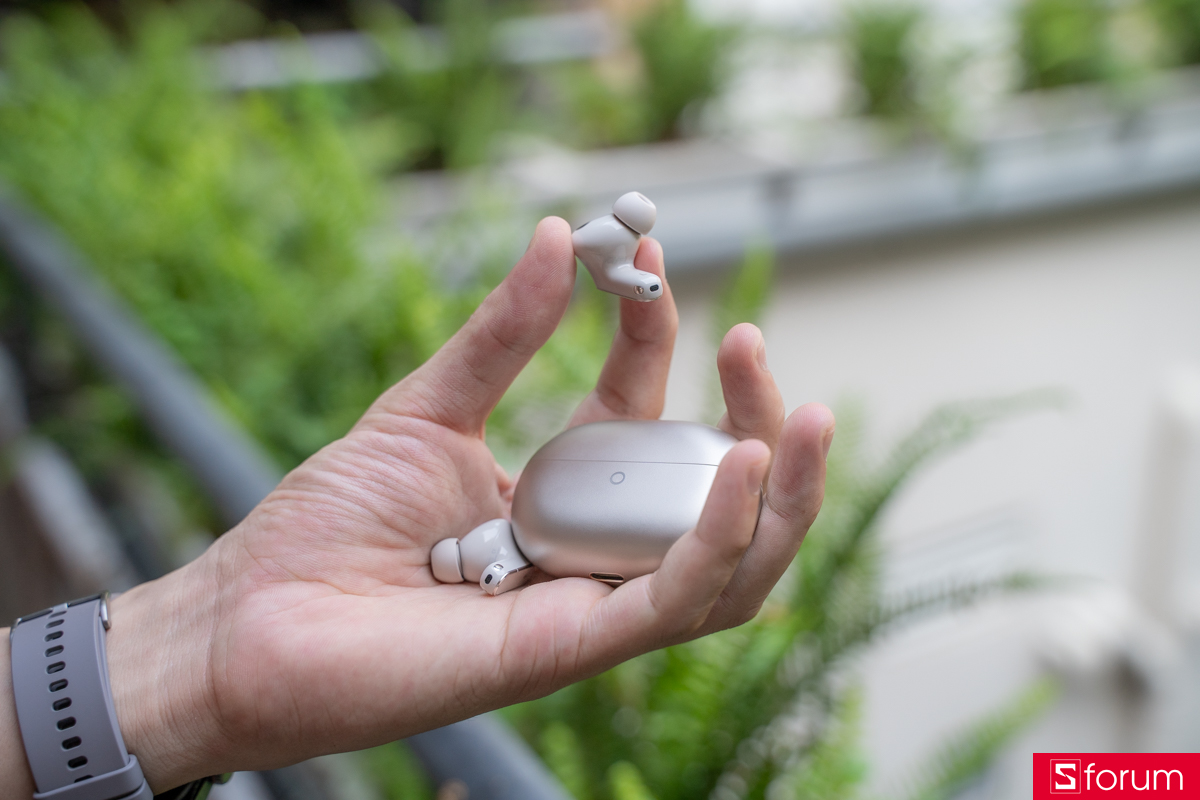 Bản thân mỗi tai nghe được đầu tư tỉ mỉ