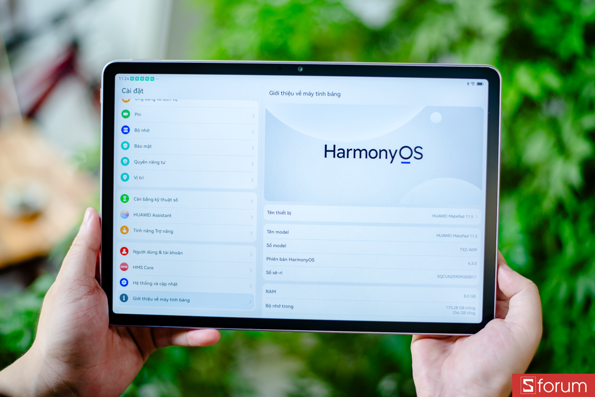 Máy chạy trên hệ điều hành HarmonyOS 4.3
