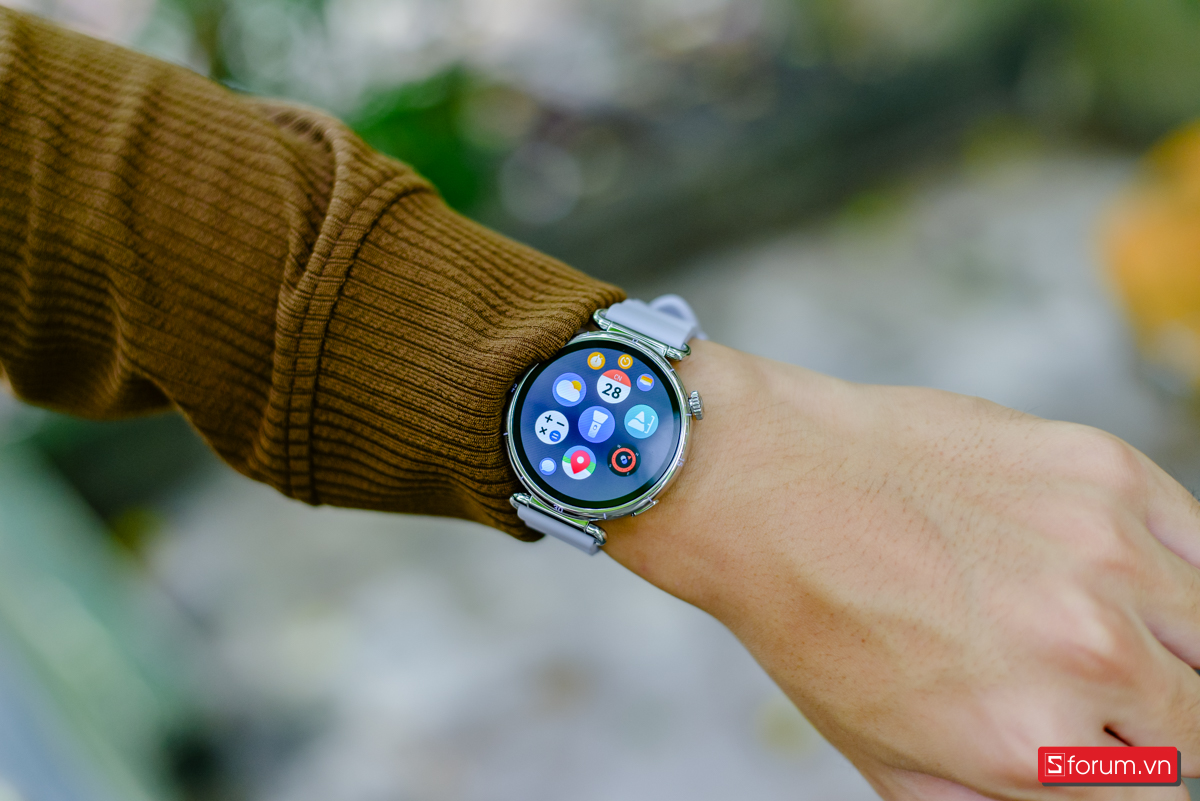 Thời lượng pin là một trong những điểm mạnh nổi bật nhất khi trên tay Huawei Watch GT 6 41mm