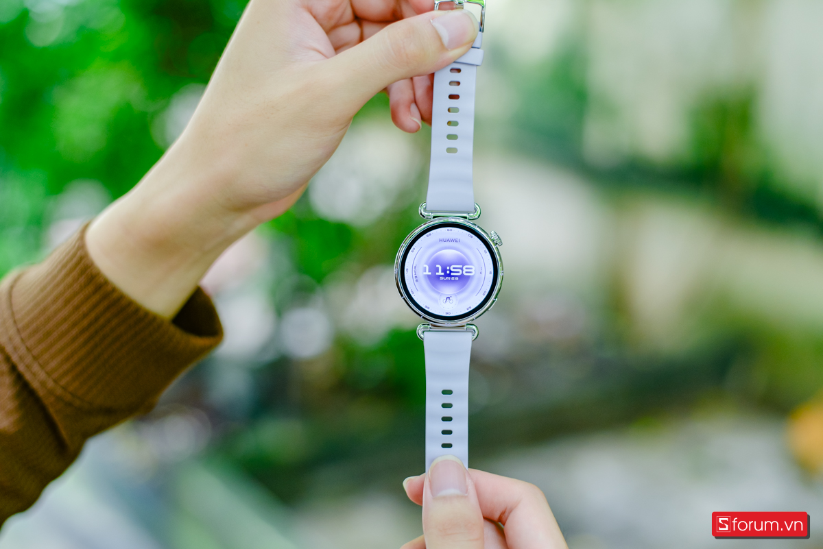 Trên tay Huawei Watch GT 6 41mm: Nét đẹp thời trang và thanh lịch