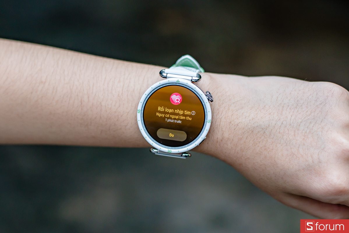 Trên tay Huawei Watch GT7 41mm: Bản tiêu chuẩn không có ECG