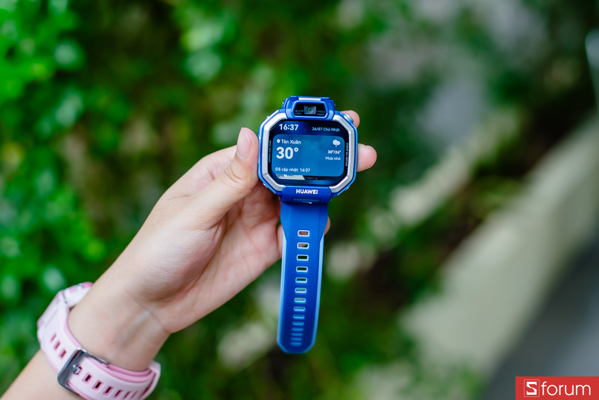 Trên tay Huawei Watch Kids X1: Thiết kế hầm hố và nổi bật