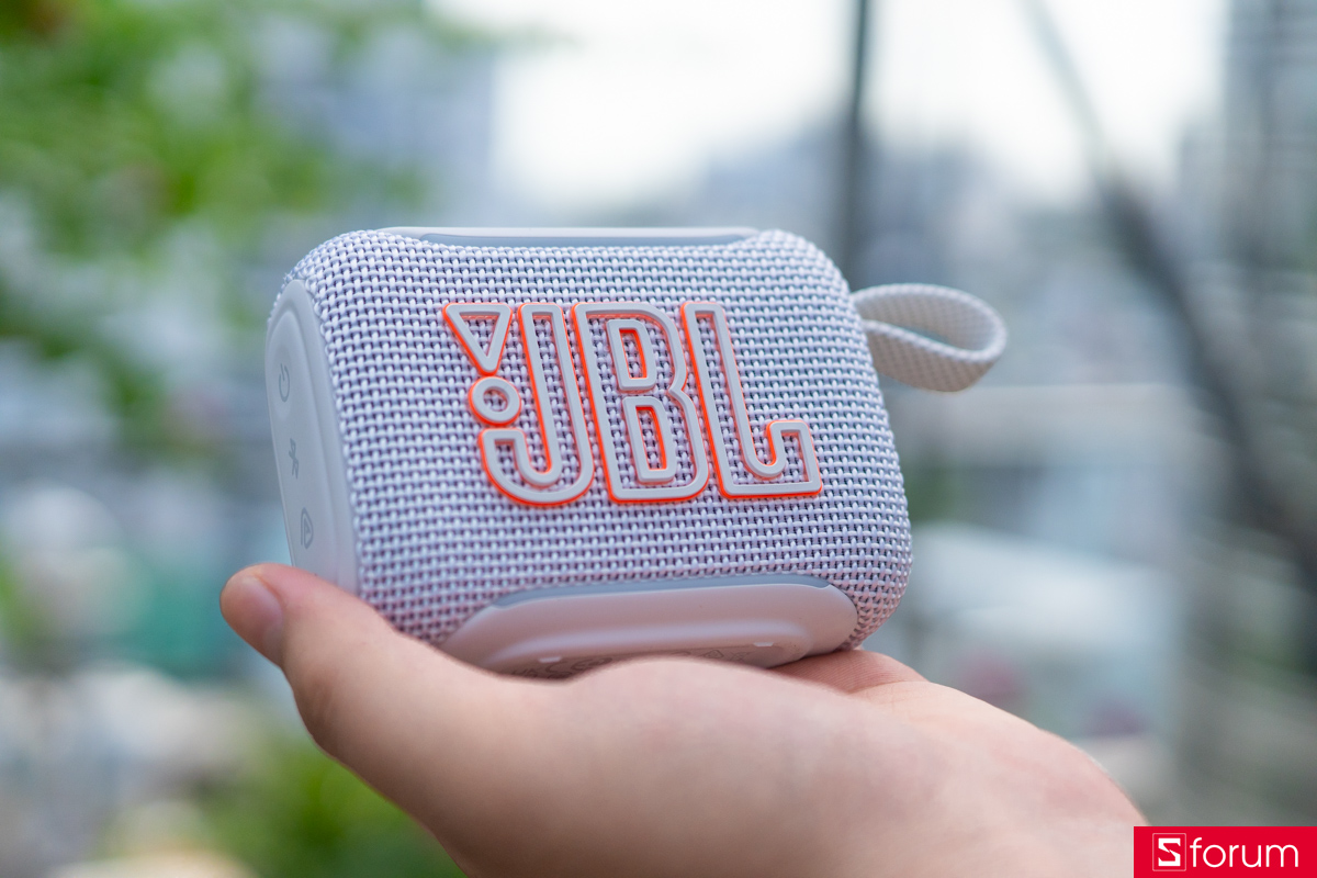 Trên tay JBL Go 5: hệ thống đèn Ambient Edge Light nổi bật