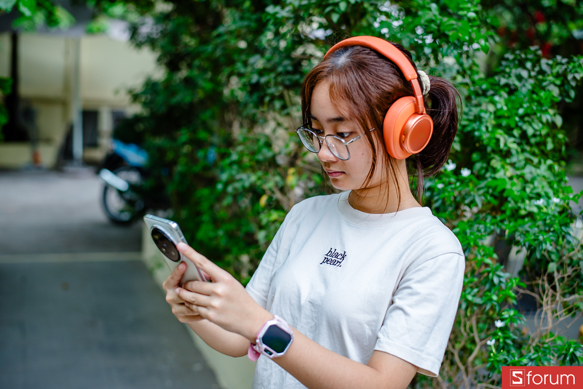 Các chế độ Ambient Aware và TalkThru hoạt động khá thực tế