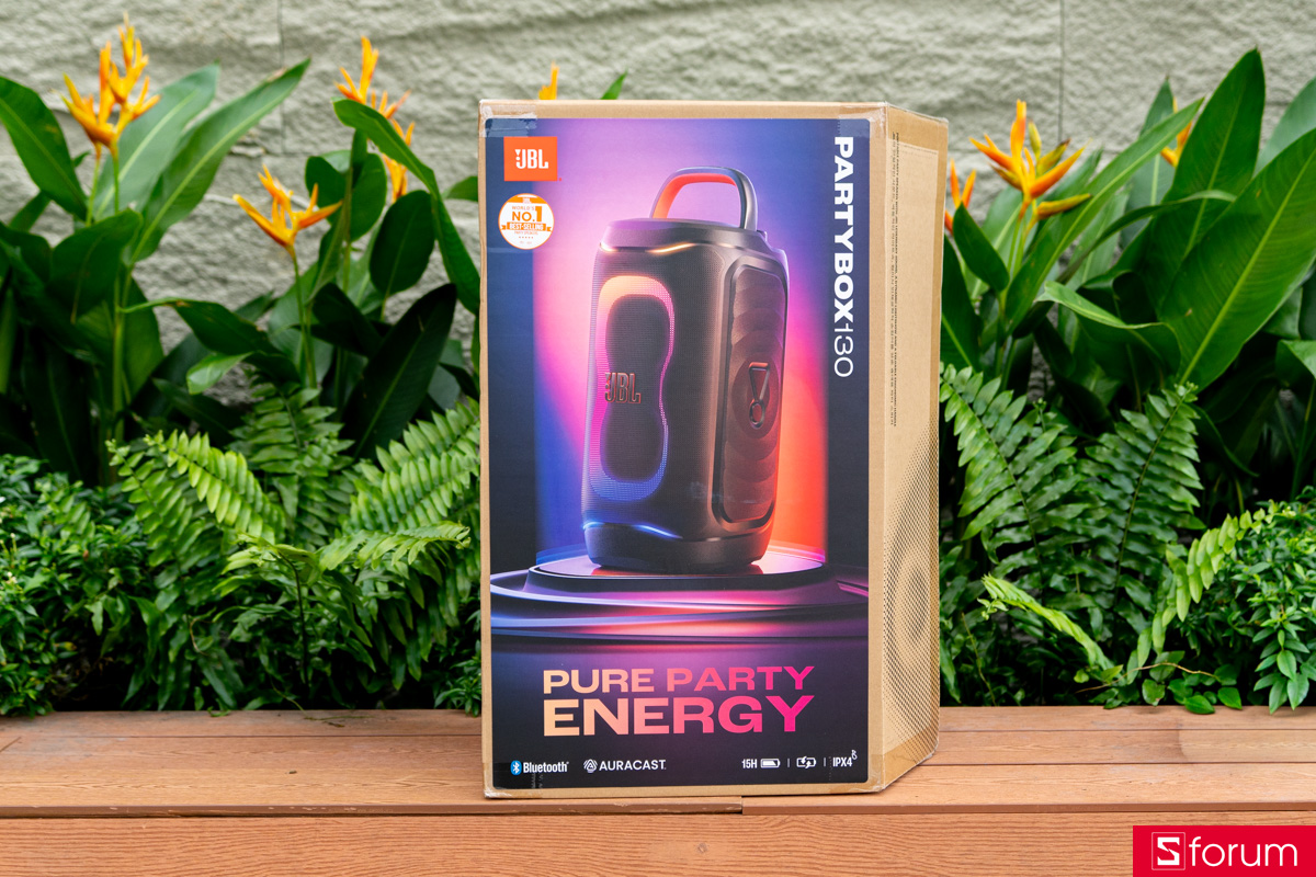 Trên tay JBL PartyBox 130: Hộp to nổi bật với nhiều phụ kiện kèm theo