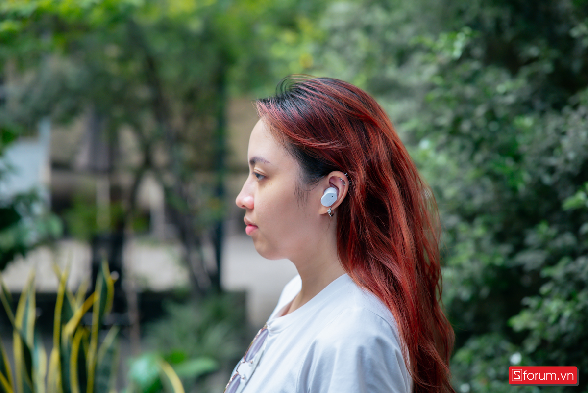 Khi trên tay JBL Tune Buds 2 và test thử tính năng chống ồn ANC, tai nghe loại bỏ gần như hoàn toàn tiếng ồn