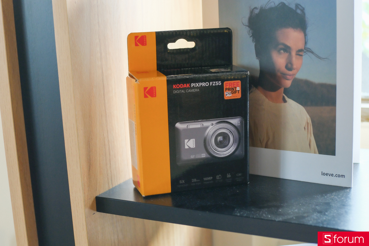 Mở hộp Kodak PIXPRO FZ55