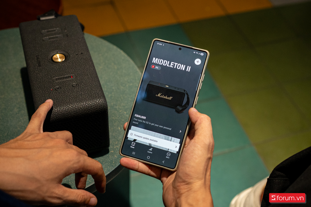 Anh em có thể tải về ứng dụng Marshall Bluetooth để khai thác tối đa tiềm năng của chiếc loa này