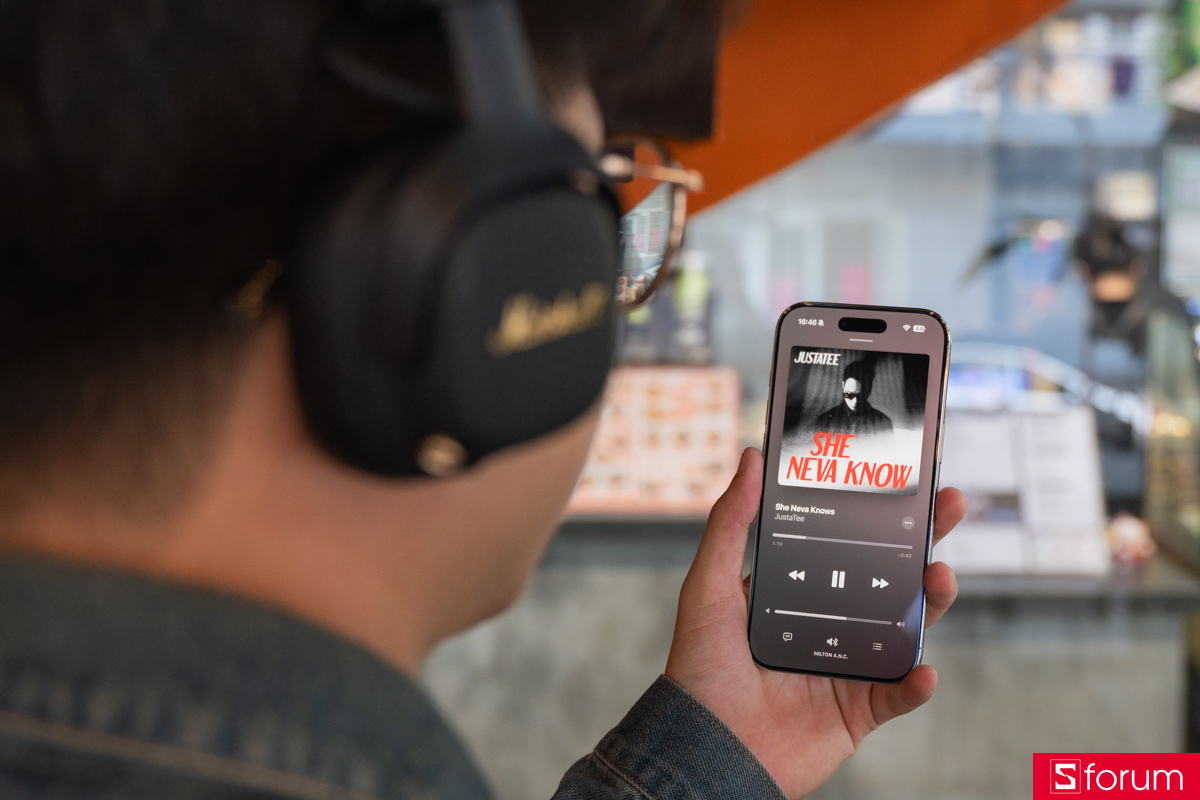 Về pin, khi trên tay Milton ANC, mình thấy đây là một trong những mẫu on-ear có thông số rất ấn tượng