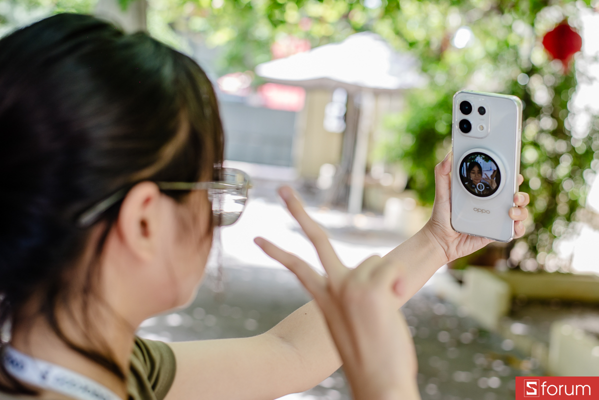 Trên tay OPPO Bubble: Khi chạy ảnh tĩnh, thời lượng sử dụng tối đa có thể đạt khoảng 25.33 giờ ở độ sáng trung bình