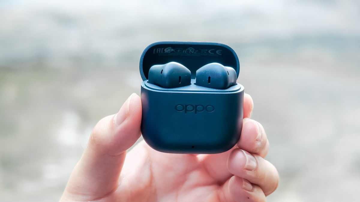 Trên tay OPPO Enco Buds3: Chất âm nâng cấp, tích hợp AI dịch thông minh, pin 48 giờ, giá chỉ 890K