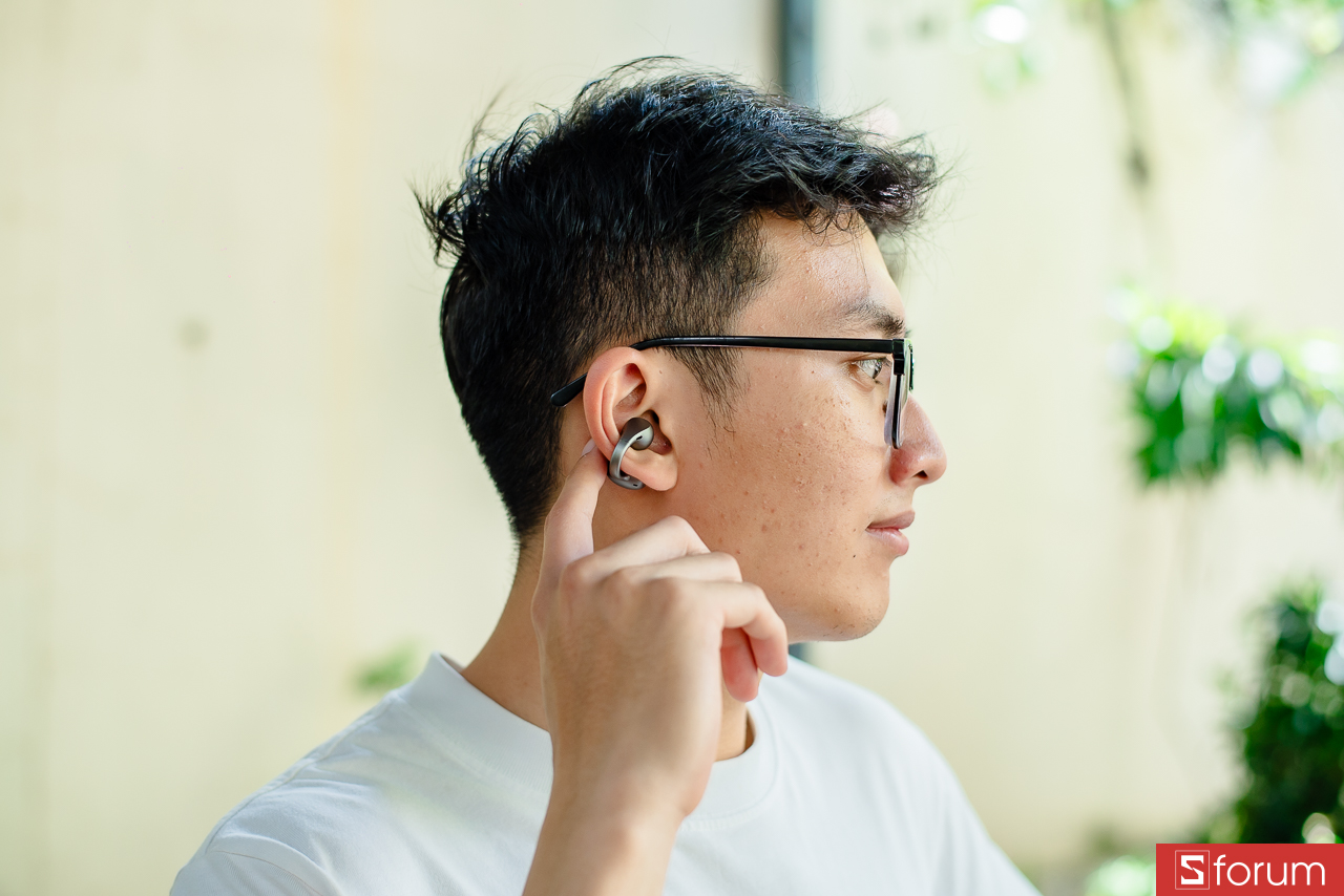 Khi trên tay OPPO Enco Clip2, mình đánh giá đây là kiểu tai nghe phù hợp với đại đa số người dùng